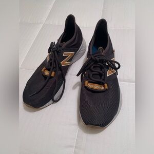 New Balance Men's Fresh Foam Roav Slate Gray & Tan Athletic Sneakers Sz 10.5